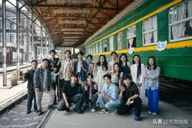 马凡舒、刘昊然、段奥娟、陆虎、胡夏、希林娜依·高、白举纲现身黄石这些地方！图片