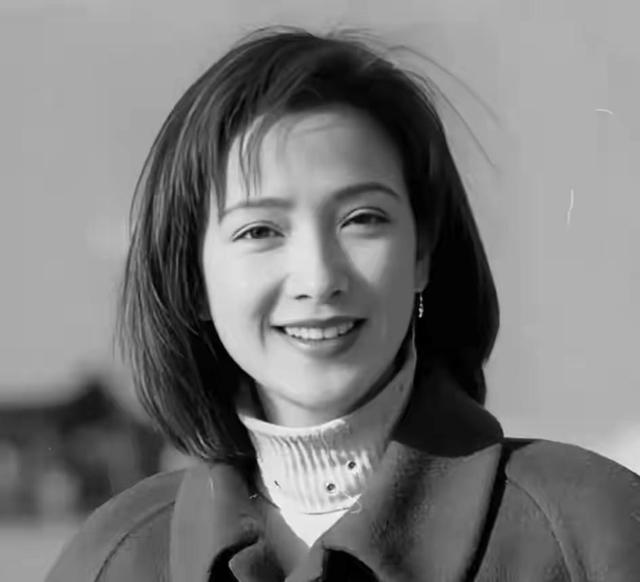 何晴离世不到72小时	，入殓师曝光告别仪式内幕，恶心的事发生了