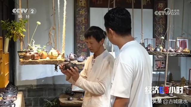 央视财经聚焦:建水“冷资源”如何变身“热生意”——CCTV2《经济半小时》为您揭秘