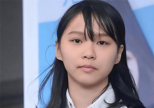 “乱港分子”周庭：弃保潜逃加拿大，扬言“永不回国”，如今怎样