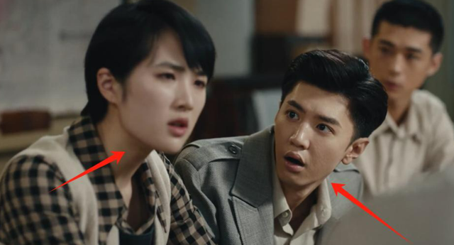 收手吧！资本家的“丑孩子”，笑的比哭还难看，别霍霍观众眼睛了