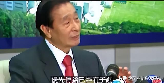 香港四大家族没落：李嘉诚父子撤退，郑裕彤儿子负债李兆基家躺平
