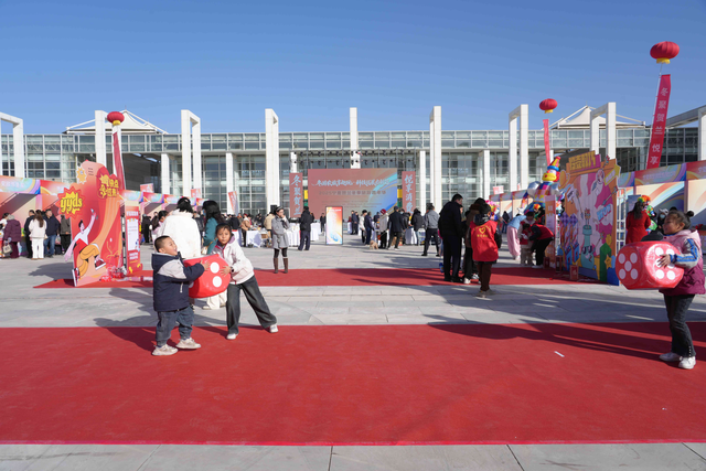 冬游农旅享趣玩 科技巡展启新篇 ——2025 宁夏贺兰冬季旅游嘉年华热力展开