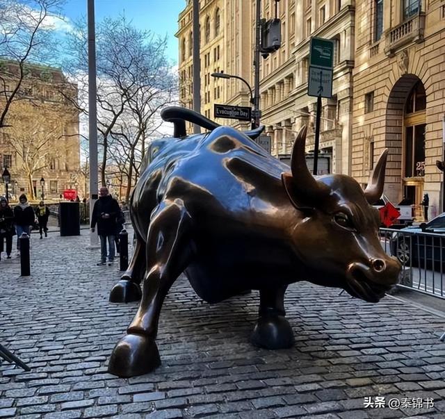 毒品	、枪击、债务危机，今天的美国	，是否在重演晚清的剧本?