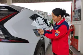 给车加燃油清洁剂是不是智商税？真相来了！图片