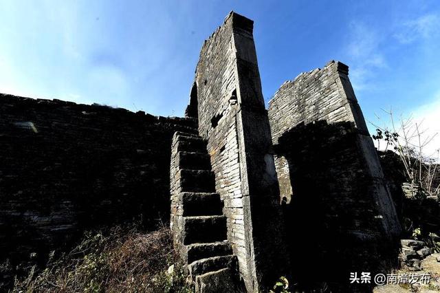 南漳：双龙寺里樊家寨