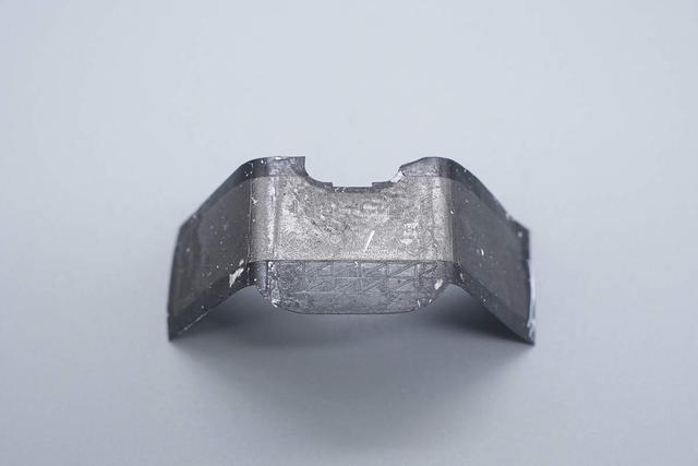 小米新款45W氮化镓小布丁充电器拆解，这些不同点需要注意