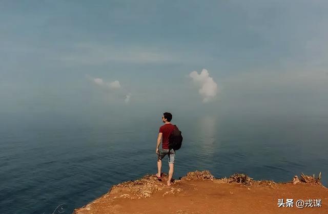 关系越近越要装？守住分寸，感情才能处得长！假亲密比敌人还可怕