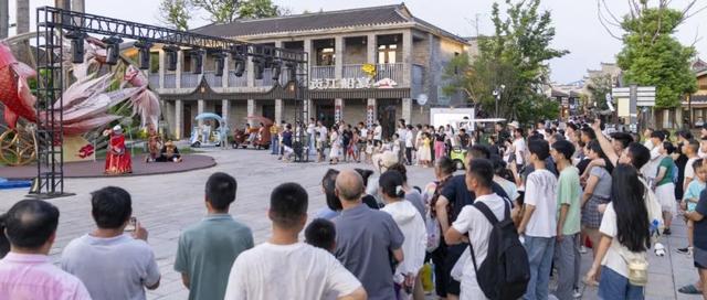 凭邓紫棋门票可免费游玩赣州这个景区，82元还可入住景区酒店