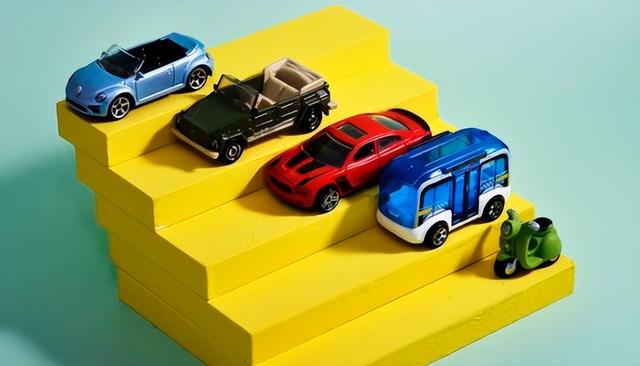 全民豪车时代？30万在中国算不算豪车？车市背后数据告诉你真相