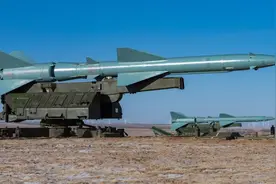 有点早！空军红旗-12、陆军红箭-73、海军053集体炫“肌肉”？图片