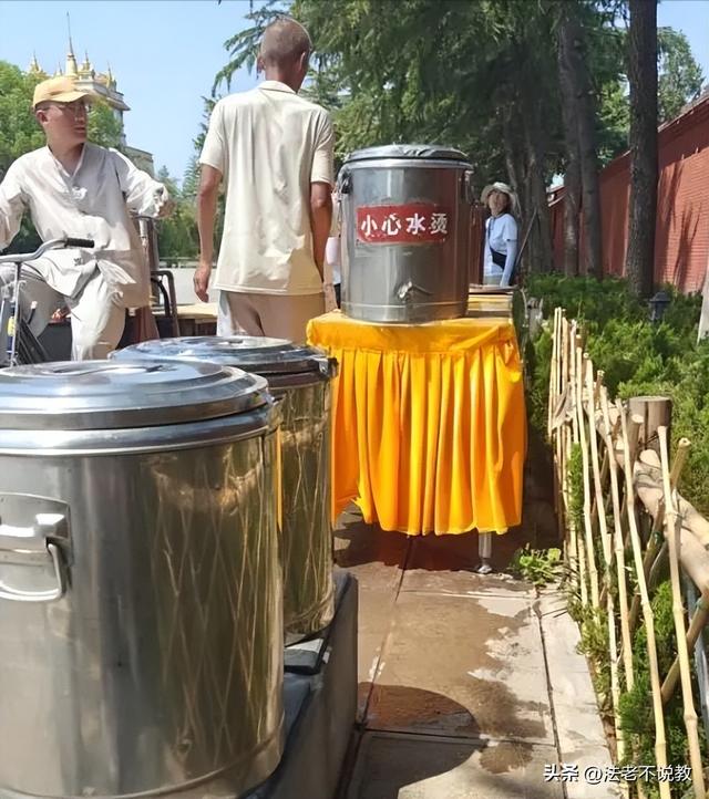 越扒越有！少林寺刚被调查不久，灵隐寺也上了热搜，方丈生活被曝