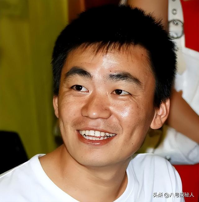 马蓉走后又迎来冯清，43岁的王宝强，为何总是在女人身上吃亏呢？