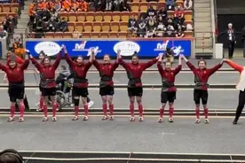 喜讯！鞍钢拔河队勇夺世锦赛冠军图片