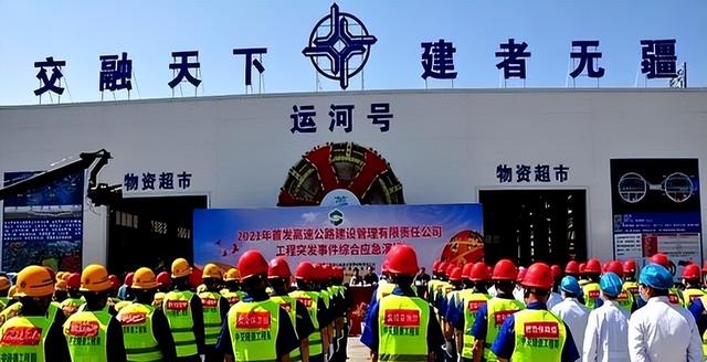 外国专家：中国又开始“反人类操作”，耗资125亿把高速搬到地下