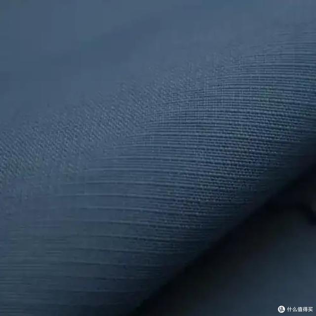 运动党必看：涤纶/锦纶/丙纶/美利奴羊毛，速干衣材质怎么选？