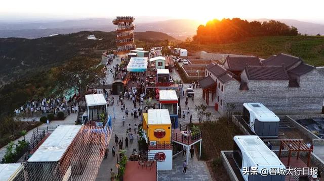 来晋城 过夏天丨一起去樊山天街凉快一下！