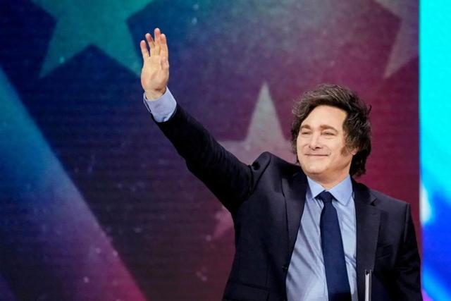 加拿大总理刚到北京	，又有两国元首计划访华，特朗普突然喊话中国