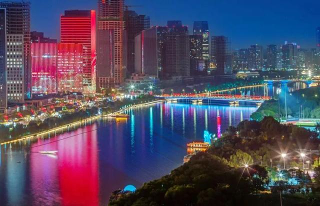 太美啦！副中心国庆夜景璀璨上新！开启特色灯光秀——