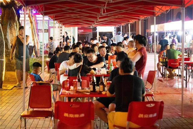 “溜娃”“出片”“一站式吃遍内蒙古”！北疆农牧科技文化园开市