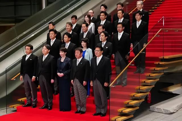 接连惹恼中韩后，露出真面目的高市早苗，又面临新麻烦