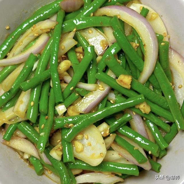 血管清道夫！隔两天吃一次	，调血脂，稳血压，头不晕了！