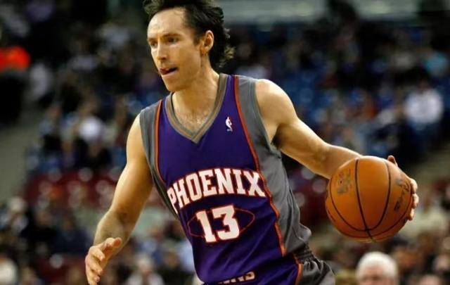 从替补打成超巨有多难？NBA仅5人做到，榜首当之无愧