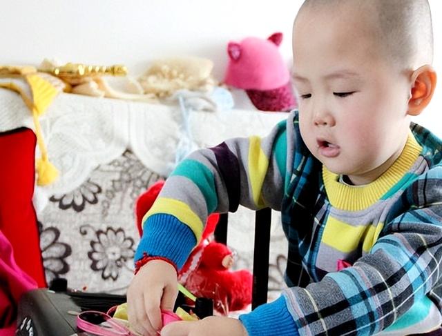 3岁上央视！5岁登春晚	，7岁就年薪百万，没想到现在却成了这样子