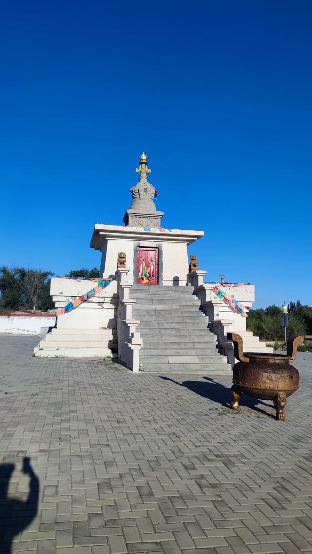 包头，溜达昆都仑河公园、湿地公园、赵长城遗址、昆都仑召、蓝伽