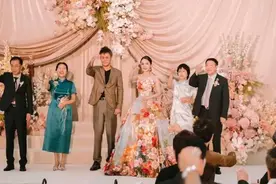 被骗5000万后，终于撕下了阶层的遮羞布！图片