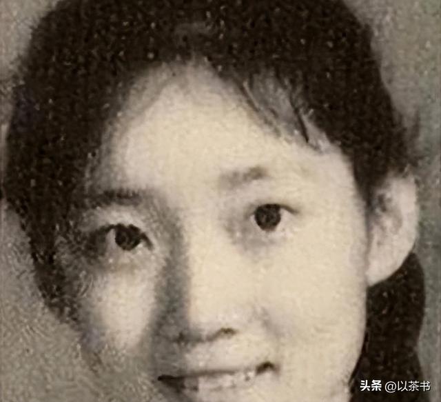 李修平近况：身材高挑资深美，结婚20年无儿女，专注事业不内耗