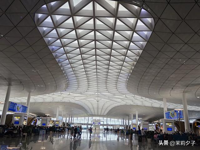 杭州旅游攻略看展逛博物馆老街菜市场换个城市走走停停文艺风