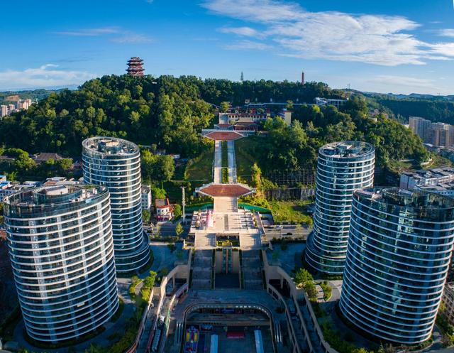 山区转身向水 巴州文旅破局新生