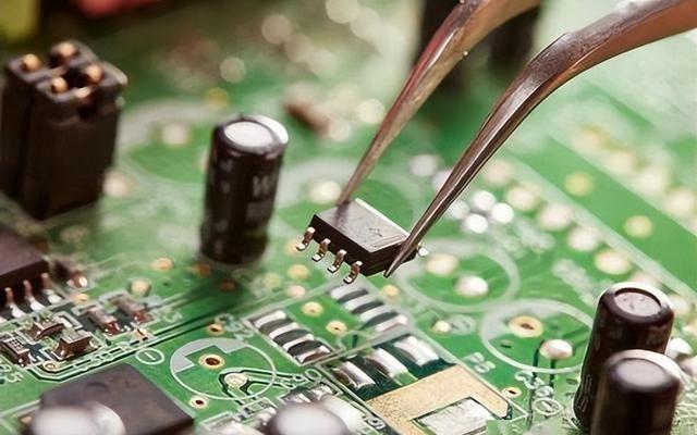 重罚336亿！韩国5G“遮羞布”被撕碎，那中国5G发展真实现状如何
