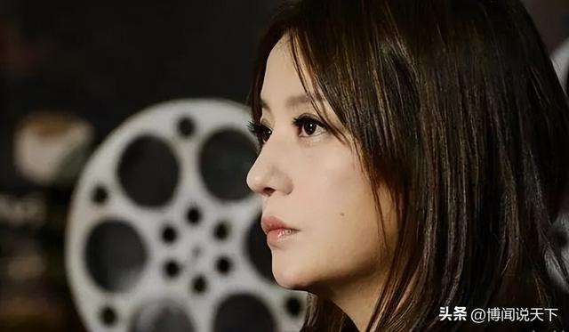 “封杀”4年后，49岁赵薇财力现状被扒，结果估计和你想得不一样