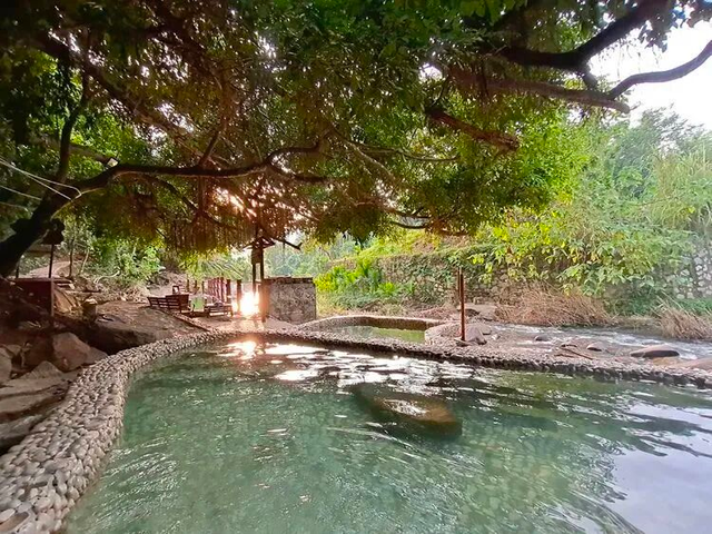 天冷就来保亭泡温泉！把日子泡得热气腾腾