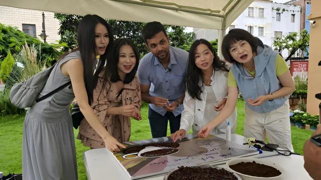 国际青年蒙自行：探寻历史地标 体验非遗魅力