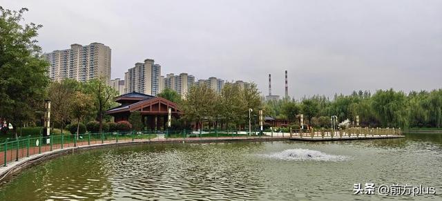 红光公园 秋色如画