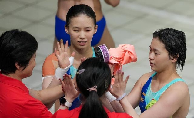 担心的事还是发生了，陈芋汐含泪说出心声，暴露了一个圈子的恶俗