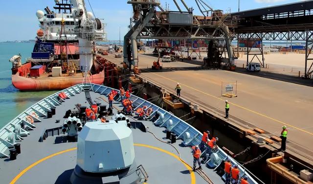 虎口救羊！2026年的第一场硬仗	，中方严厉警告，立威之战已打响？