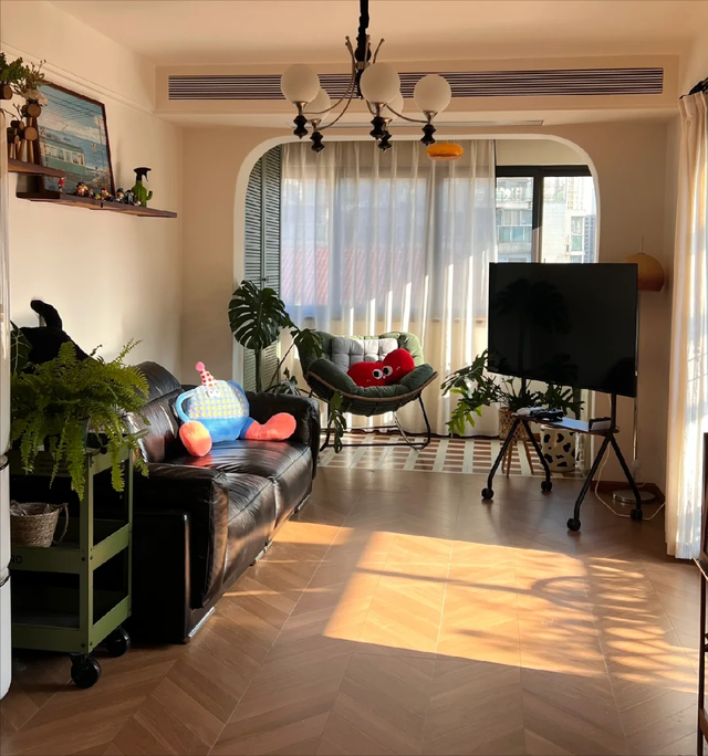 为什么越来越多人，偷偷收购老旧小区顶楼？知道实情	，我也想买了