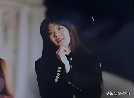 春晚爆红后，她洗完澡从23楼一跃而下，临终时最后喊了声“妈妈”