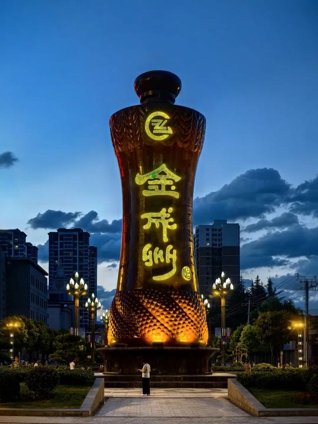月满青泥河，灯候远方客——成县双节夜游全攻略