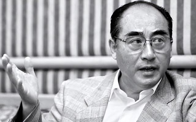 庄则栋晚年懊悔不已：这辈子总共做官2年，后半生却倒霉了几十年