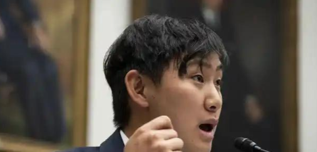 华裔天才少年成百亿富翁，曾献计特朗普，阻止中国AI技术抢跑