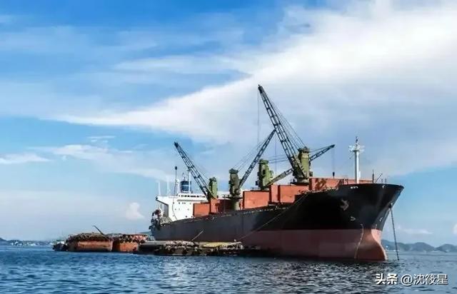 明抢5000万桶石油后	，特朗普转头才发现：中国连一桶都不肯买了