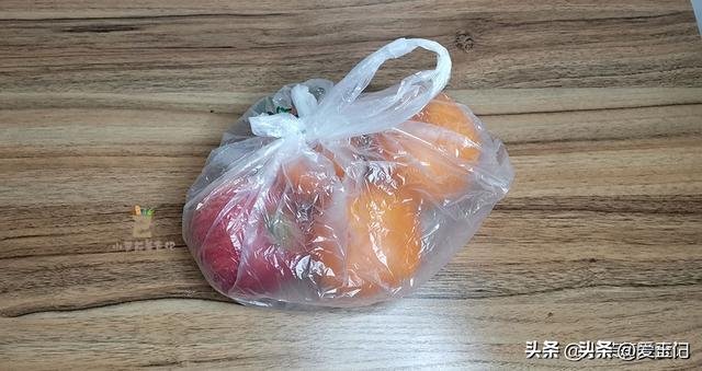 “霜降3不吃，吃了冬难安”，10月23日霜降，3不吃指啥？别大意