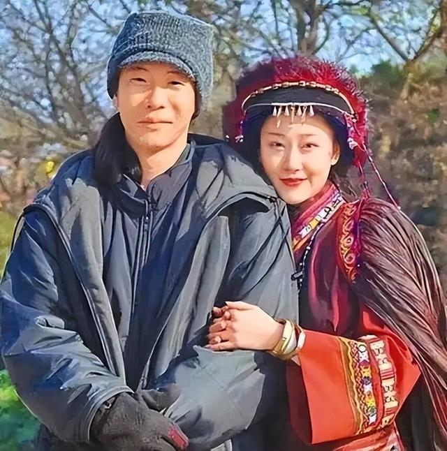 结婚10年被丈夫出轨8次！最后出轨蒋勤勤，年仅43岁抑郁烧炭自尽
