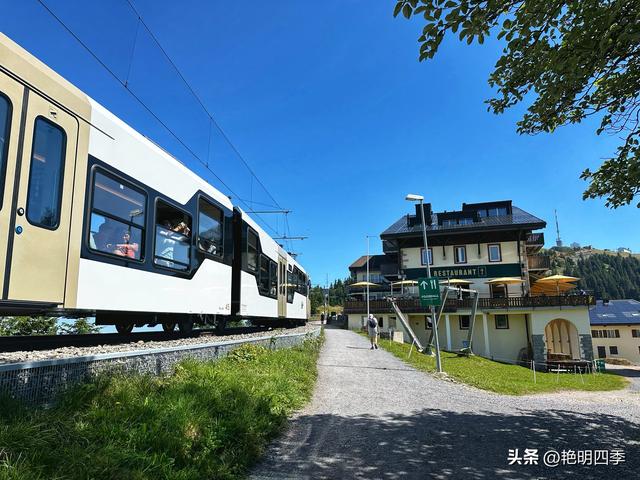 欧游杂记（5）‖ 齿轮火车几上几下瑞吉山，缆车凌空飞跃韦吉斯