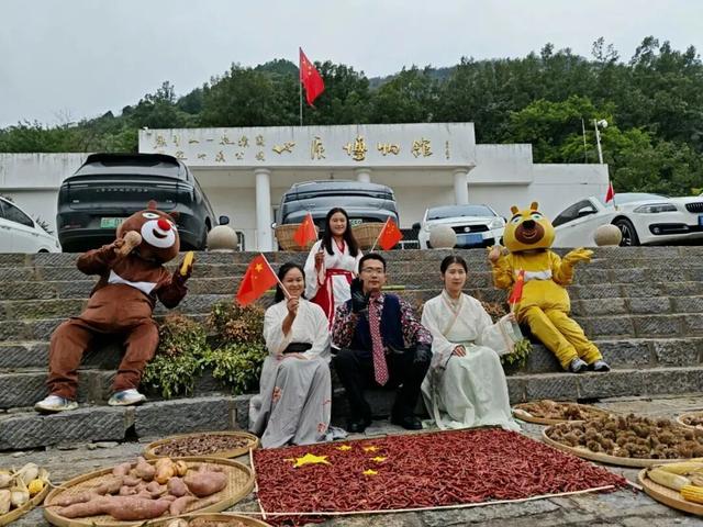 国庆假期首日，翼龙文旅各景区喜迎八方游客！